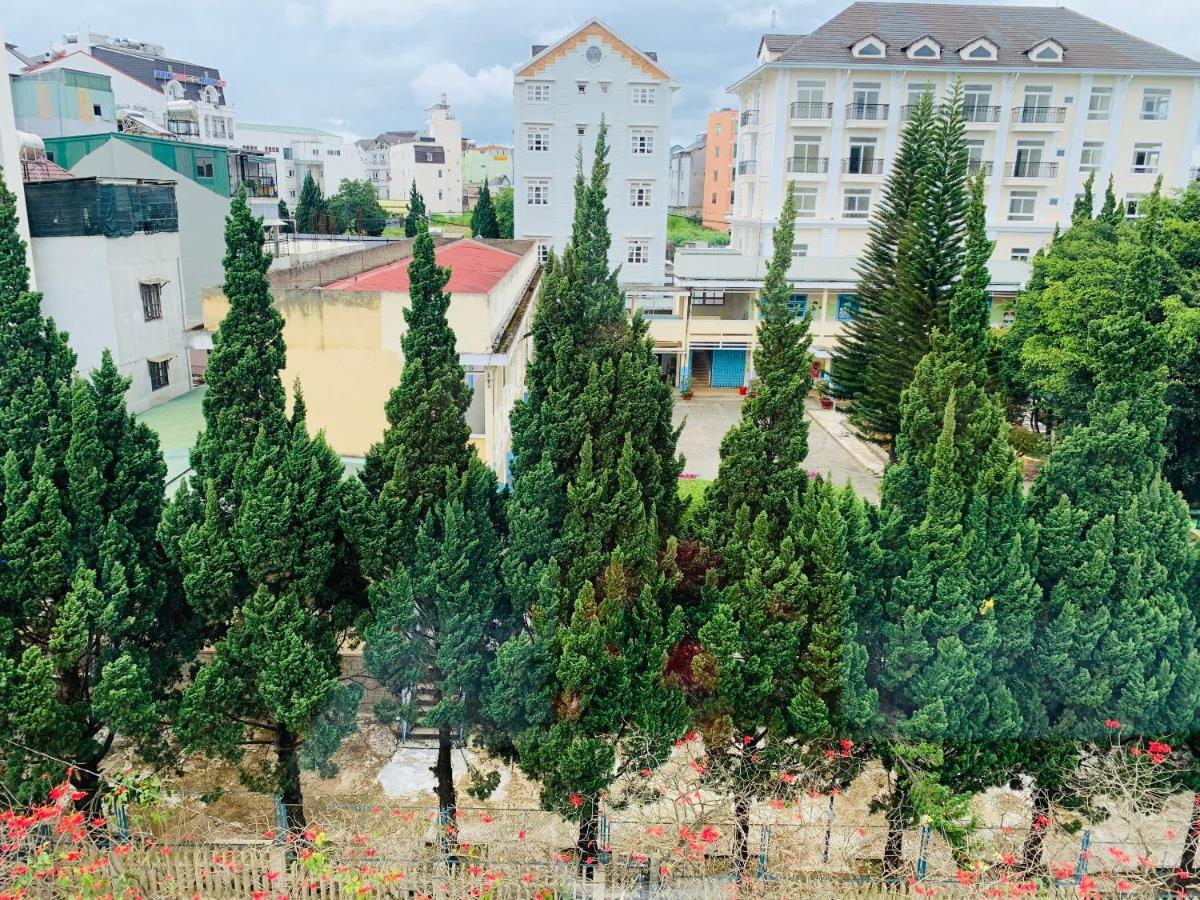 Khach San Nam Ngoc Da Lat Otel Dış mekan fotoğraf